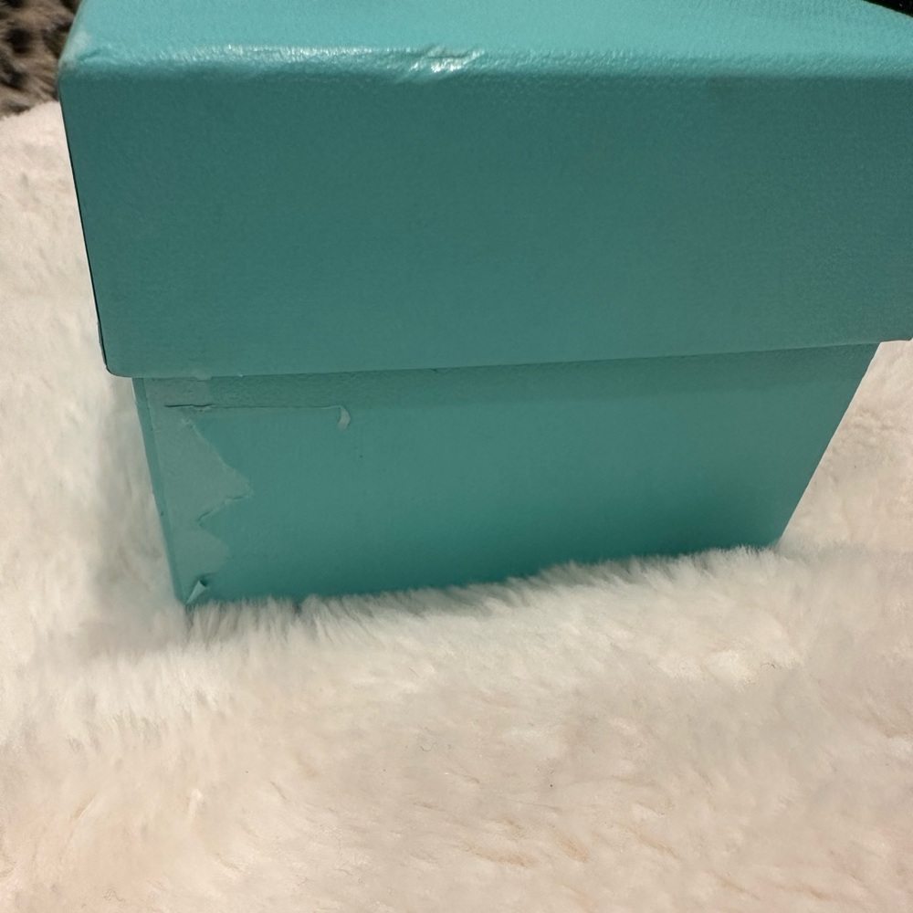 Tiffany & Co Rock Cut Votive 2.75 H Candle Holder with Tiffany etching and box - Picture 8 of 8